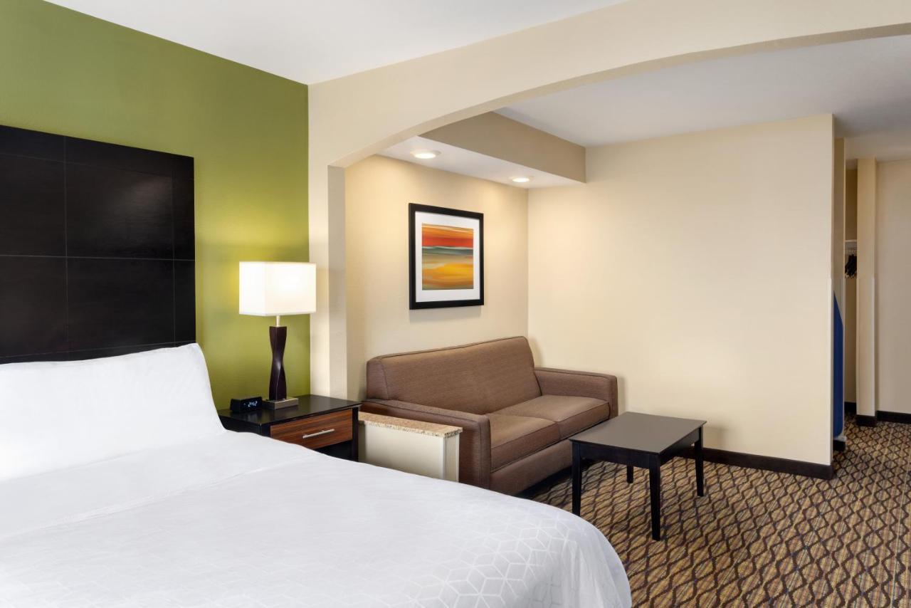 Hotel Express & By Ihg